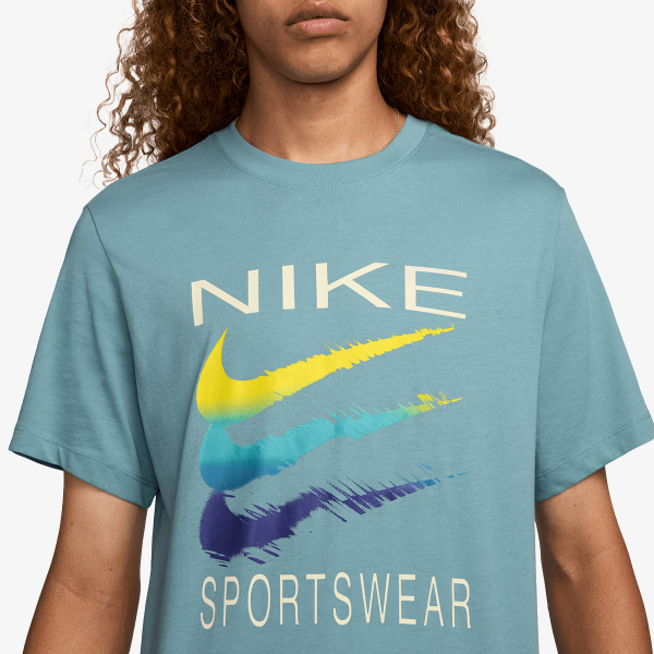 Nike Sportswear 