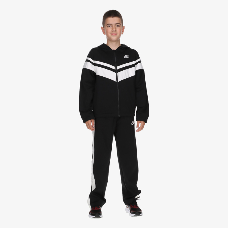 Nike Sportswear 