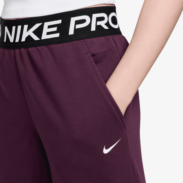 Nike Pro