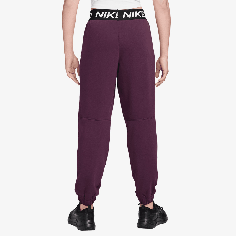 Nike Pro
