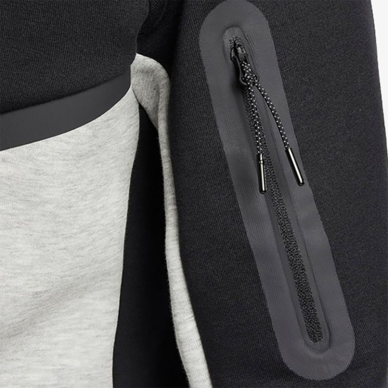 Nike Tech
