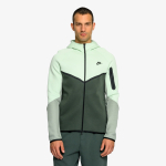 Nike Tech 