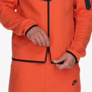 Nike Tech 