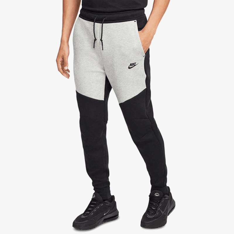 Nike Tech