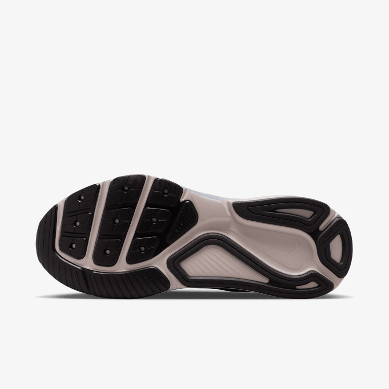 Nike W NIKE STRUCTURE 26 SE 