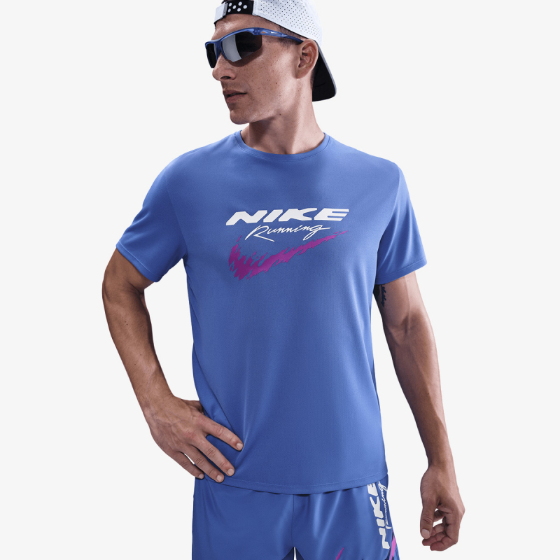 Nike Miler 