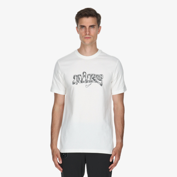 Nike T-shirt 