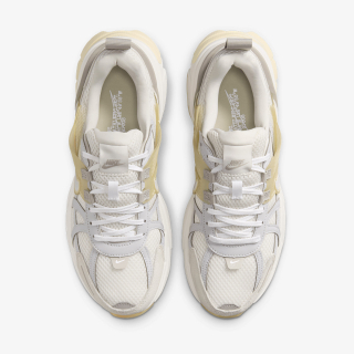 Nike W NIKE V2K RUN OPP1 