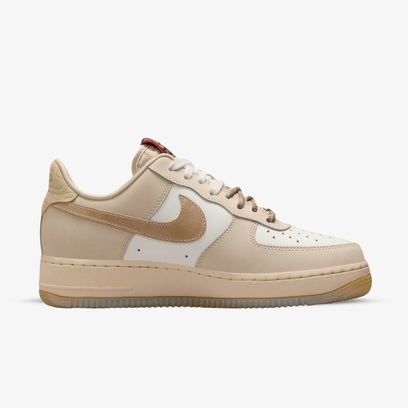 Nike WMNS AIR FORCE 1 07 LX CN 