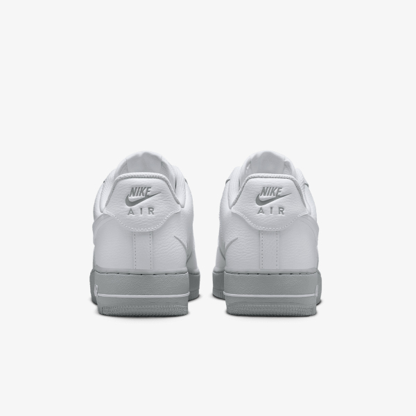 NIKE AIR FORCE 1 07 