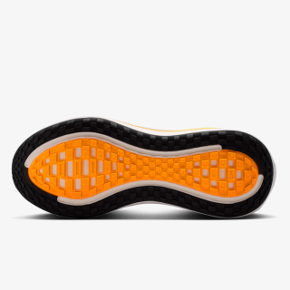 Nike Vomero Plus 