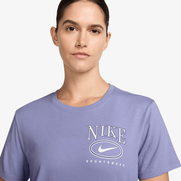 Nike Sportswear Club 