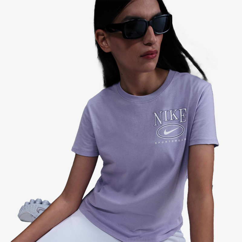 Nike Sportswear Club 