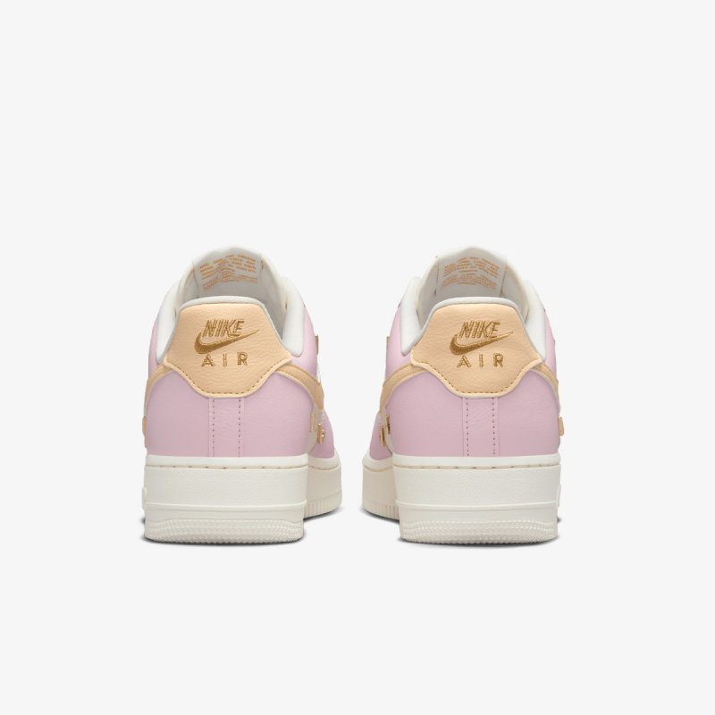 Nike WMNS AIR FORCE 1 07 LX 