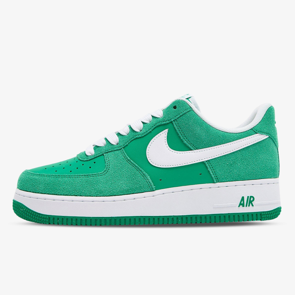 Nike Air Force 1 ’07 LV8 