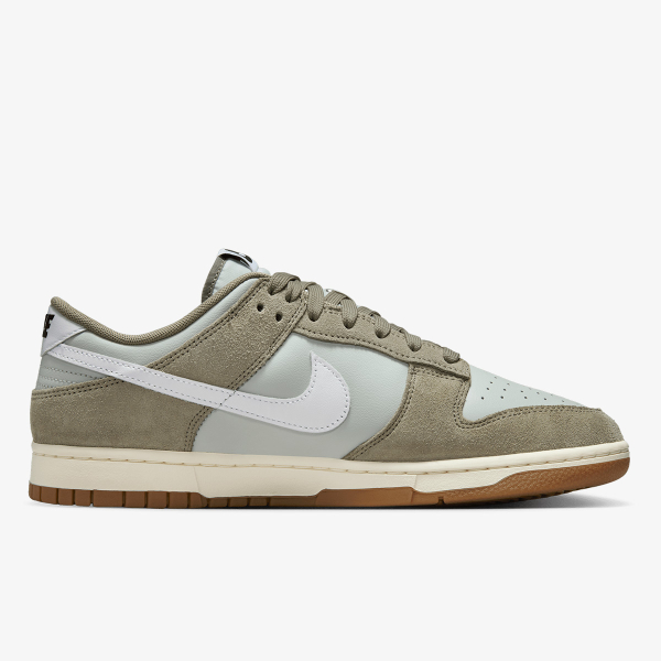 Nike Dunk Low Retro 