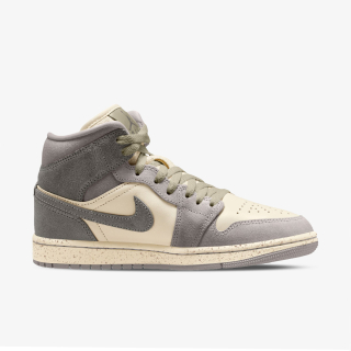 Nike Air Jordan 1 Mid SE 