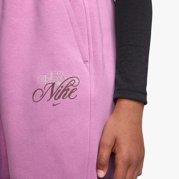 Nike Club Fleece 