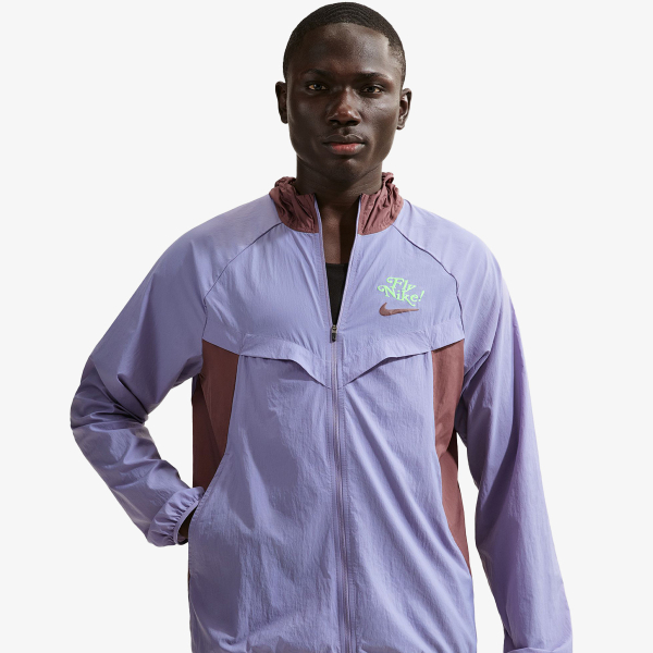 Nike M NK UV RPL FLY NIKE STRDE JKT 