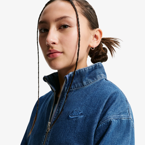 Nike Sportswear 