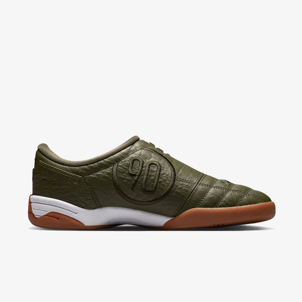 Nike Total90 