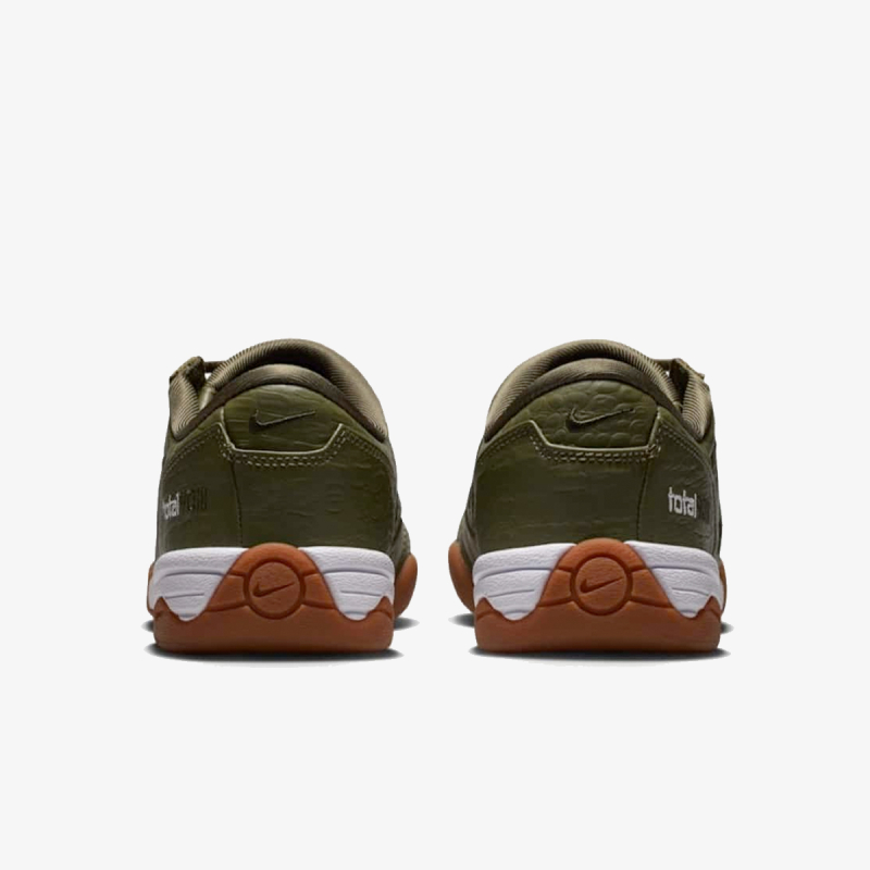 Nike Total90 