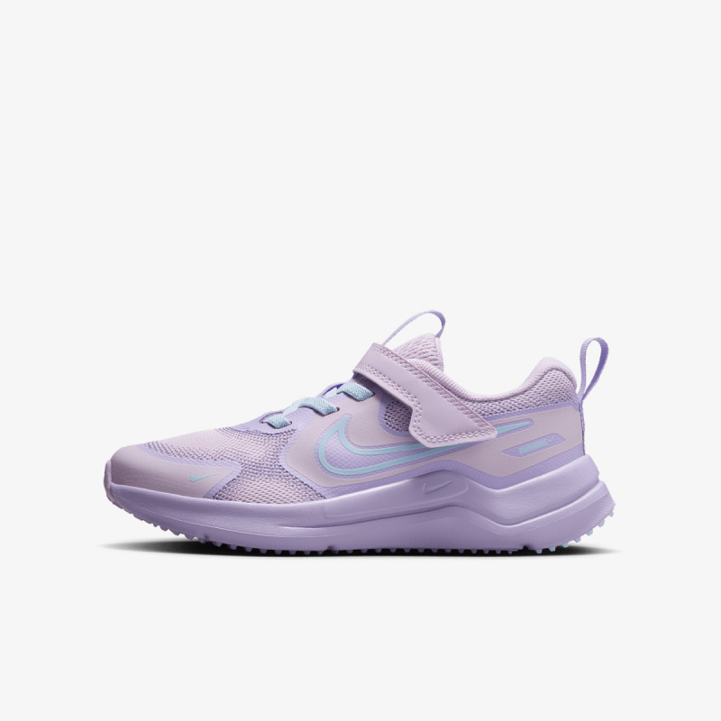 Nike Cosmic Runner