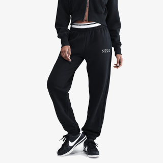 Nike Sportswear Phoenix