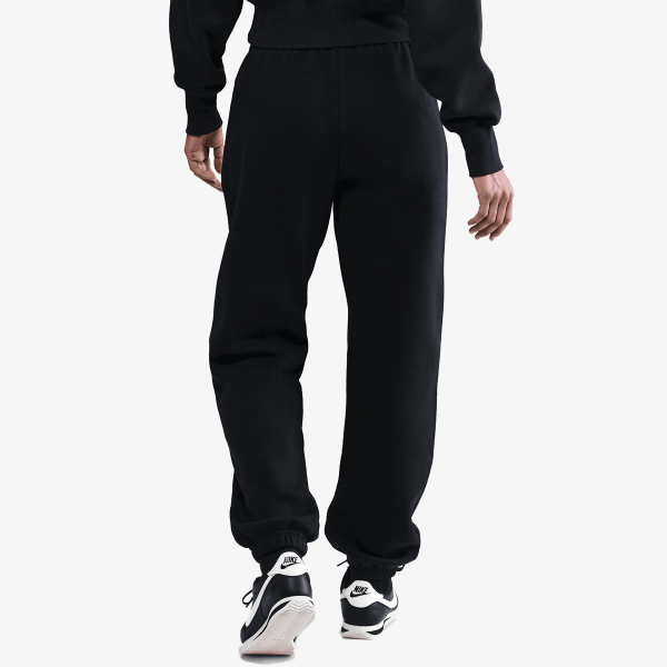 Nike Sportswear Phoenix