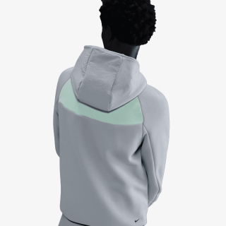Nike Tech Fleece 
