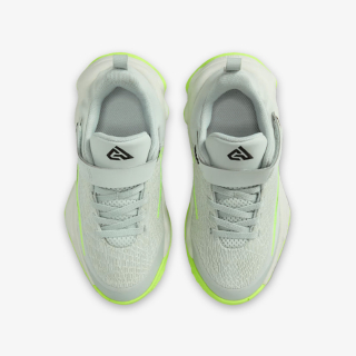 Nike Giannis Immortality 4 