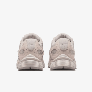 Nike NIKE V5 RNR SUEDE 