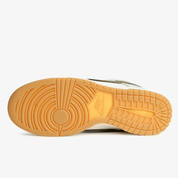 Dunk Low Retro SE 