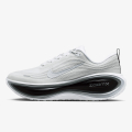 NIKE VOMERO PLUS RR 