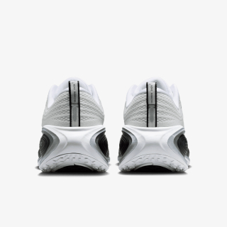 NIKE VOMERO PLUS RR 