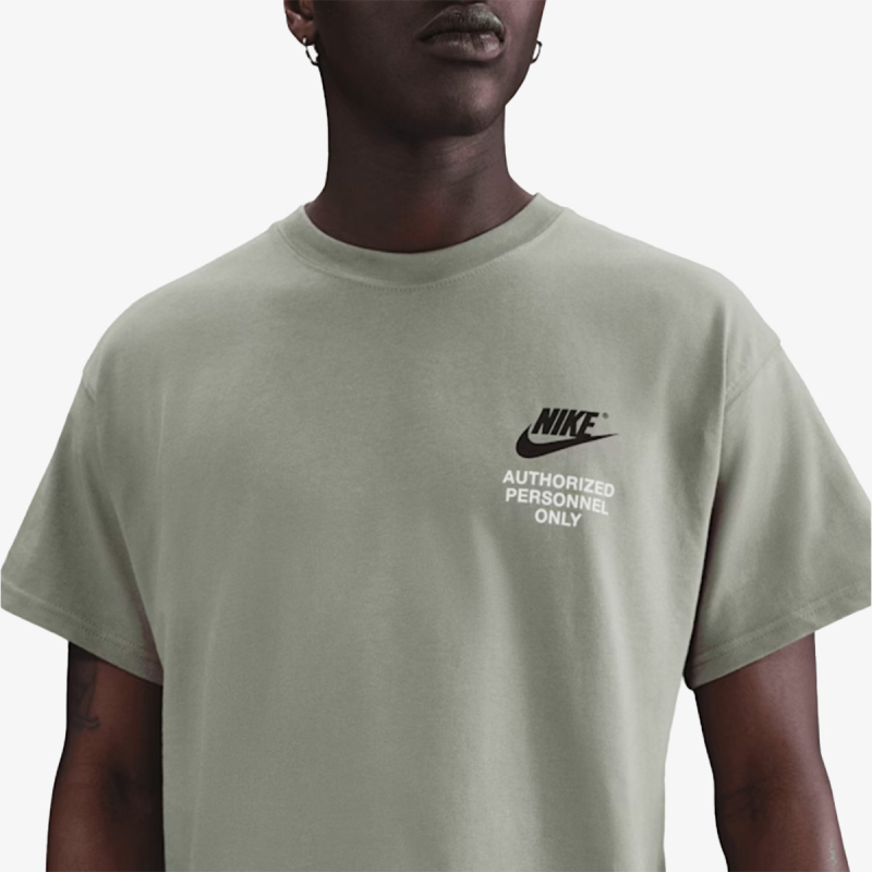 Nike Sportswear 