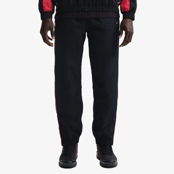 Nike Tuned Sportswear 