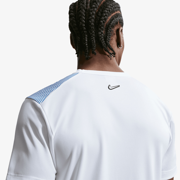 Nike Sportswear 