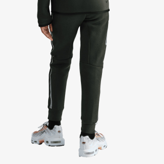 Nike Tech Fleece 