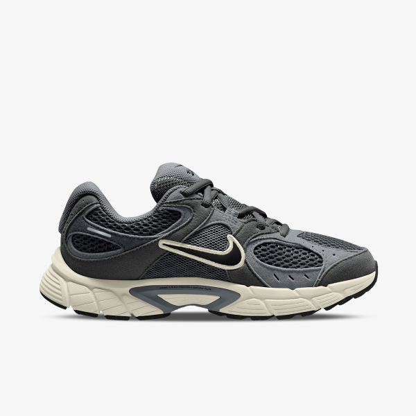 Nike V5 Runner 