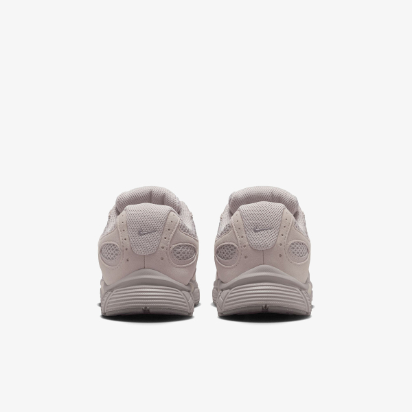 Nike V5 Runner 