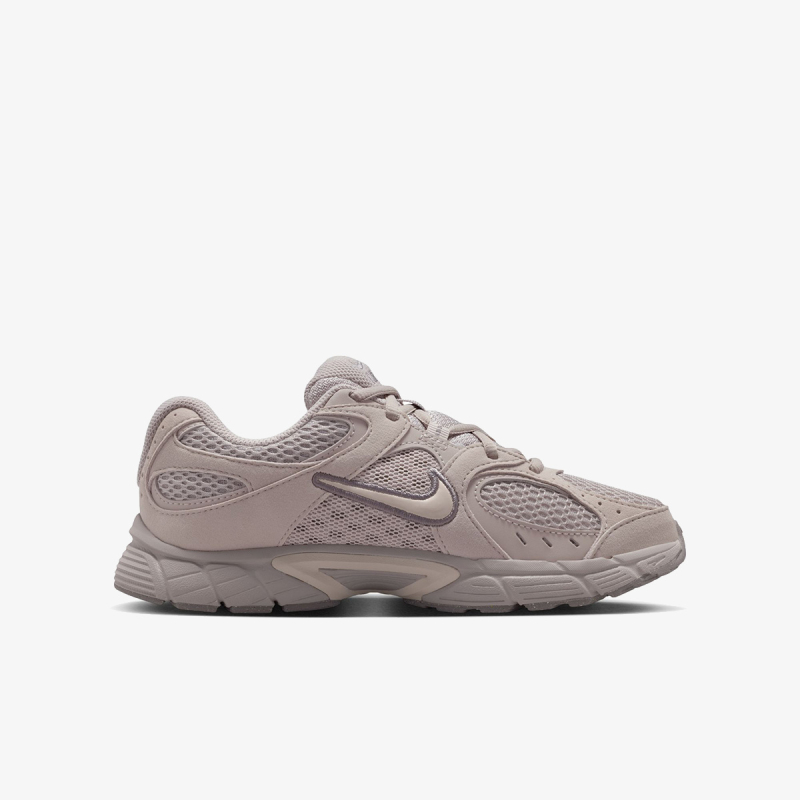 Nike V5 Runner 