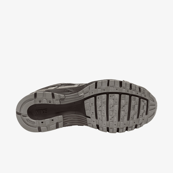 W NIKE P-6000 