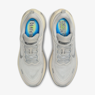 NIKE VOMERO PLUS EMEA 