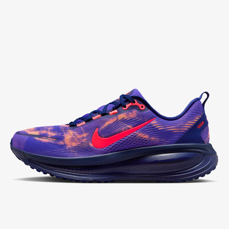 Nike Vomero 18 