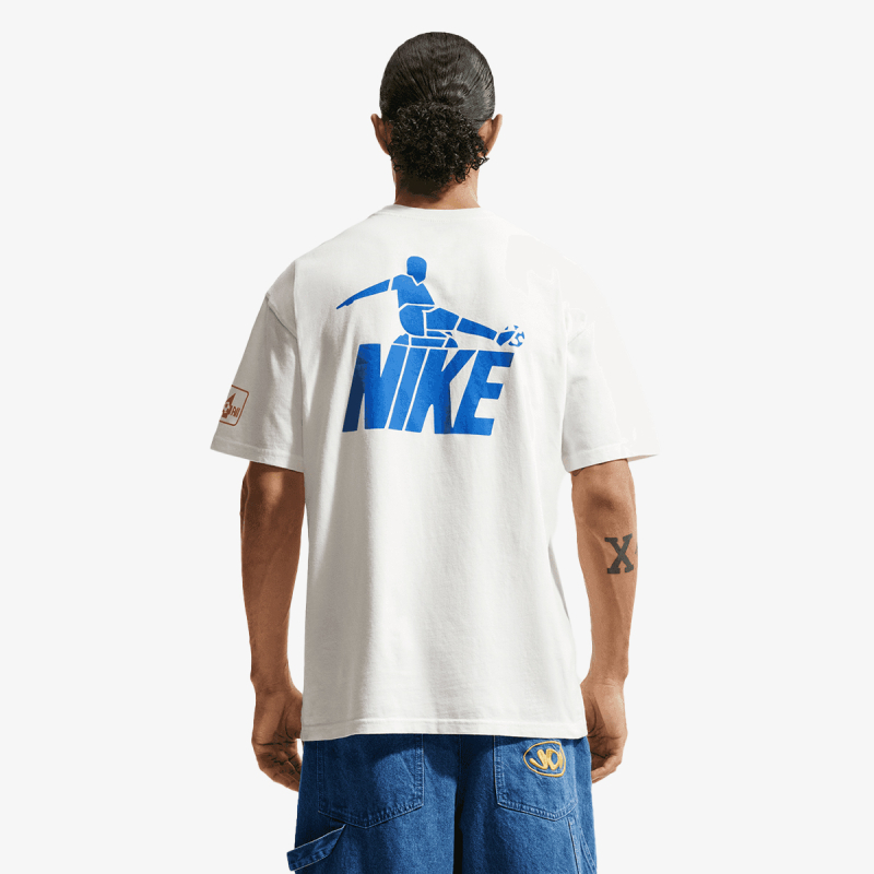 Sportswear 