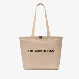 Nike NK HERITGE TOTE GFX YR MSG HRE 