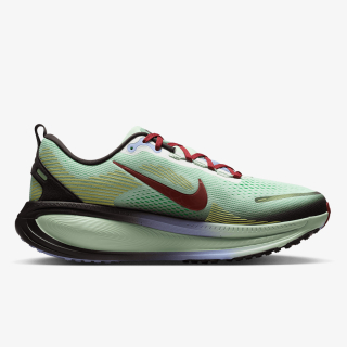 NIKE VOMERO 18 SE 