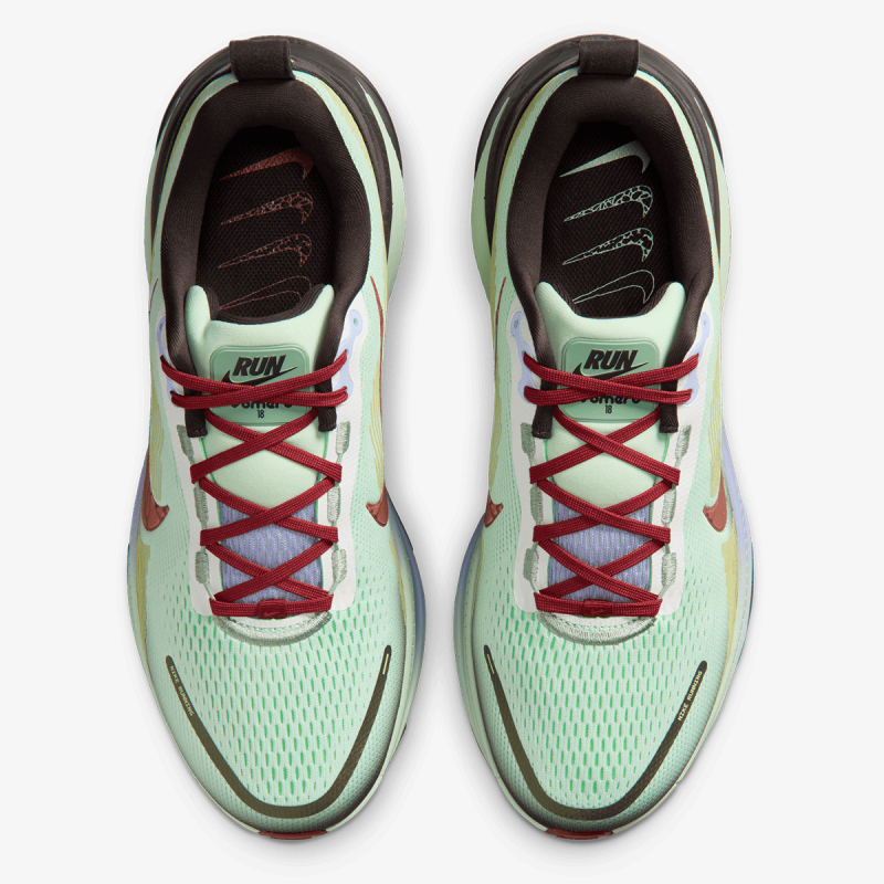 NIKE VOMERO 18 SE 