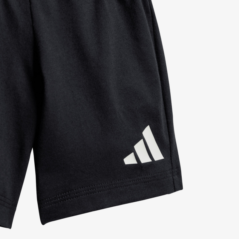 adidas Big logo 